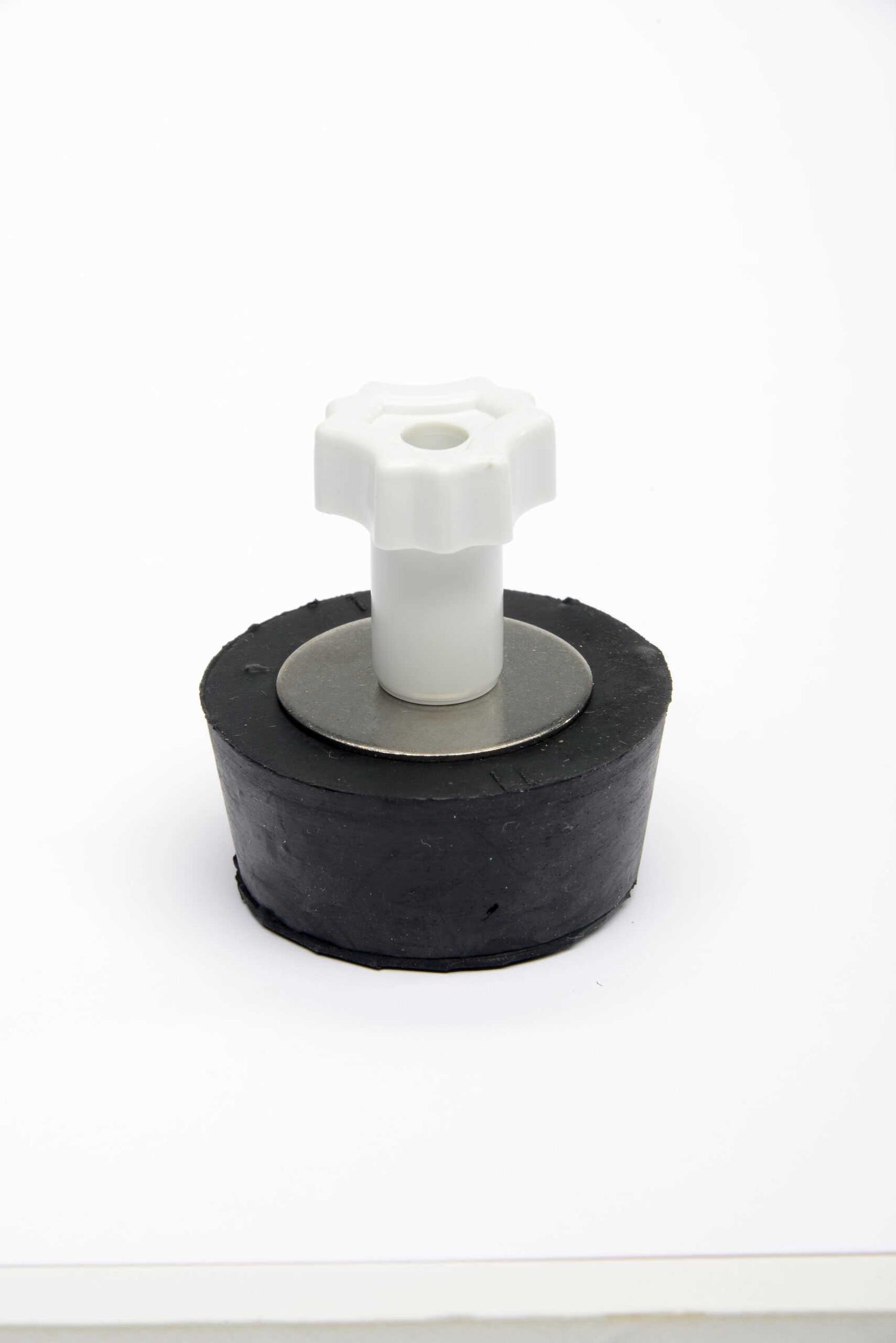 Aladdin Rubber Winter Plug #11 w/ White Easy Grip Knob for 2" Pipe