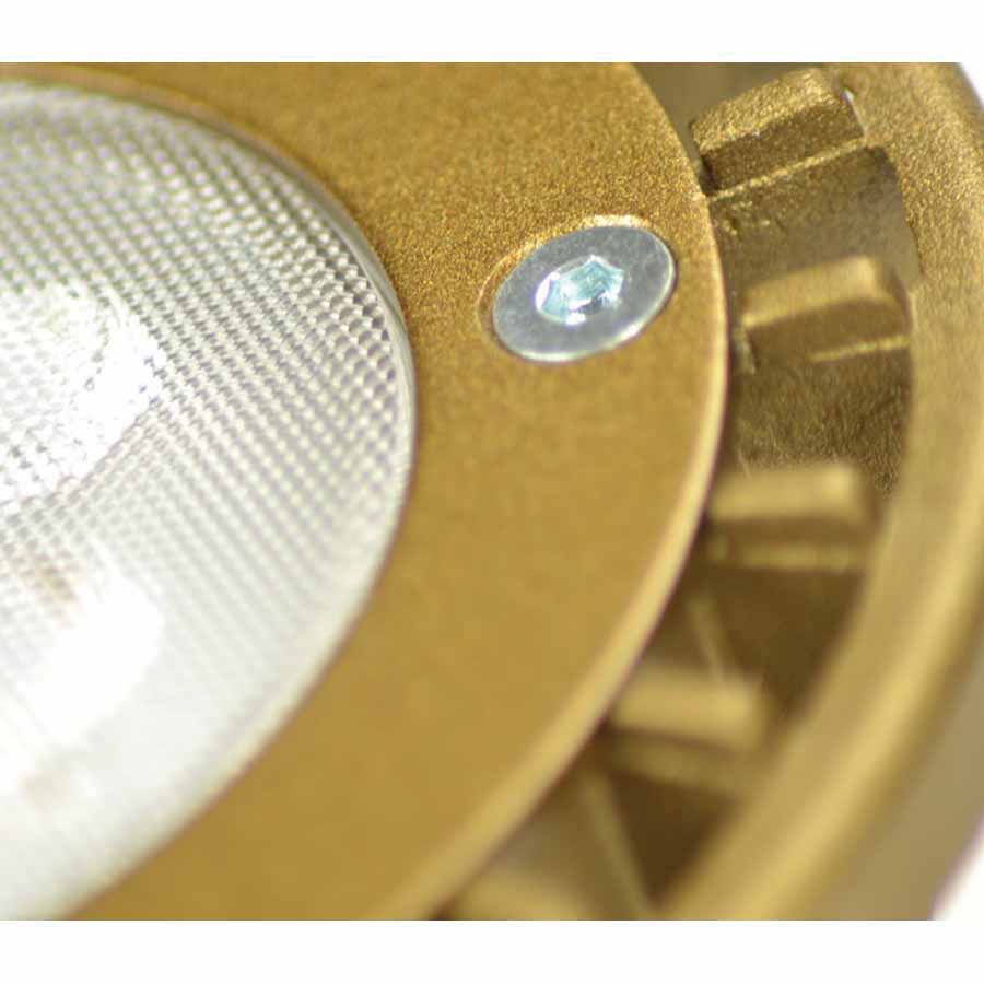 7 W PAR36 82 450 Lumens 2700K LED 32 Degrees Wide Flood Lamp | UNLLED7WCPFL27K