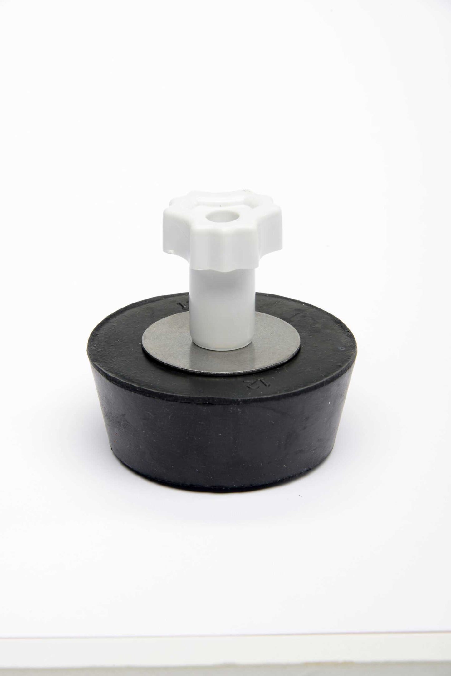 Aladdin Rubber Winter Plug #12 w/ White Easy Grip Knob for 2" Fitting
