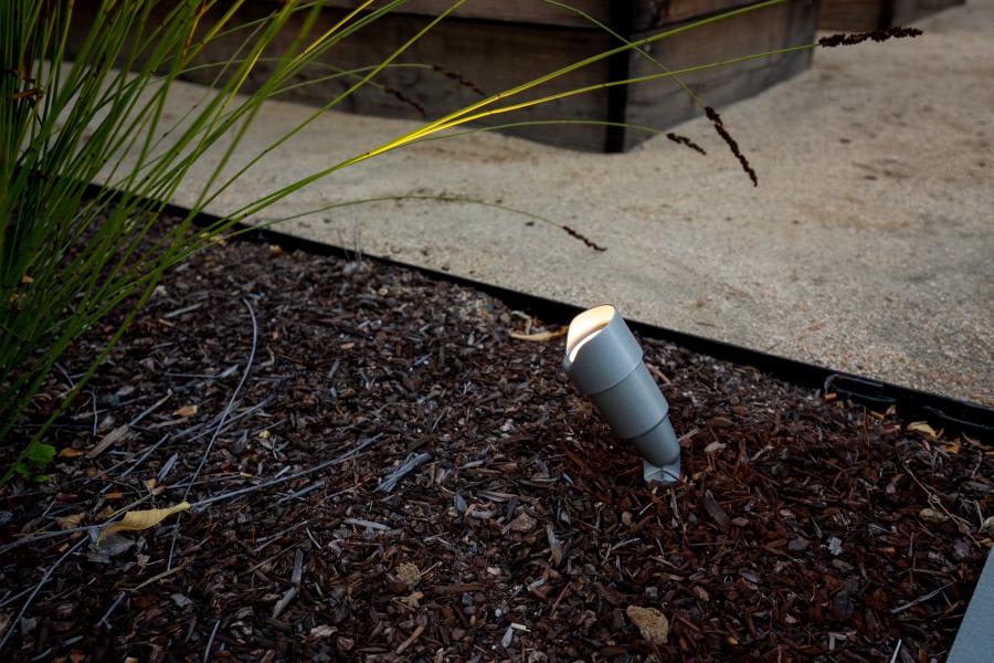 Up Light, GU5.3 MR-16 2700K LED Powder Coated Bronze Metallic Die-Cast Zinc/Aluminum Reflectore Stellato Series Long Shroud
