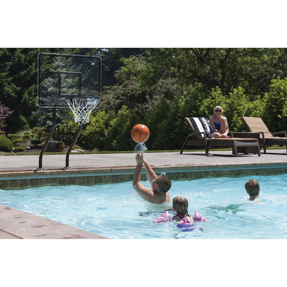 SR Smith Challenge Swim-N-Dunk Basketball with Escutcheons and Anchors | BASK-CH