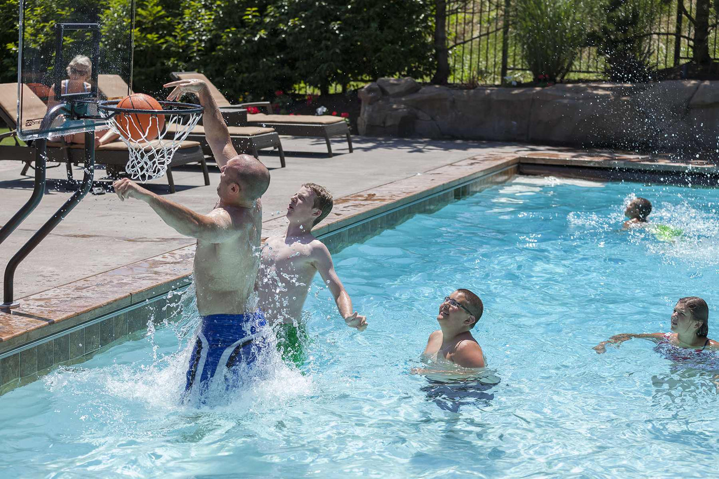 SR Smith Salt Friendly Swim N’ Dunk Challenge Residential Basketball Game w/ Escutcheons & Anchors | S-BASK-CH